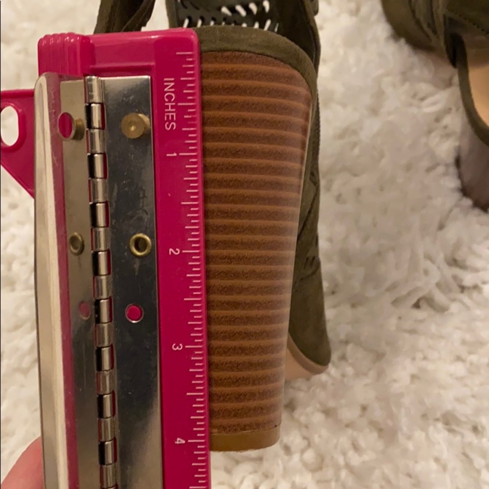 Open Toe Booties - Picture 6 of 7